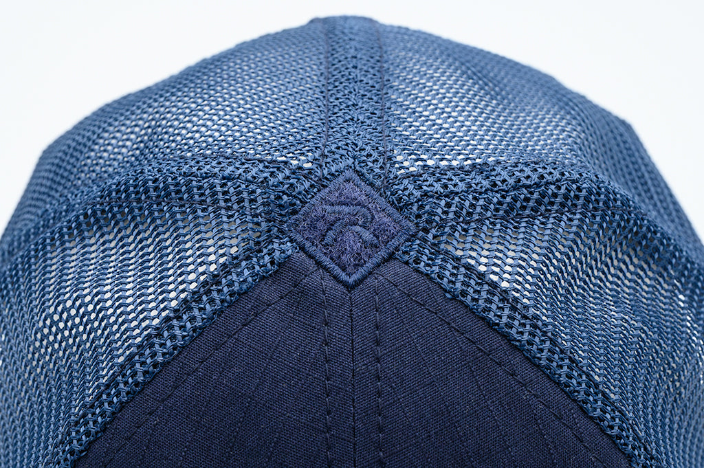 Buttonless Hat